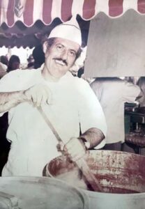 bernie-turri-making-sauce